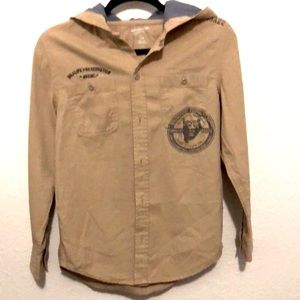 Arizona boy’s hooded shirt size XL 14/16.